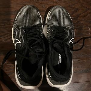 Women’s Nike Zoom X Invincible Running Shoes